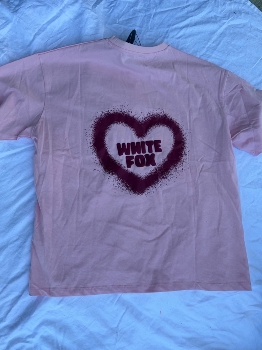 White Fox Tee Shirt NWT S/M